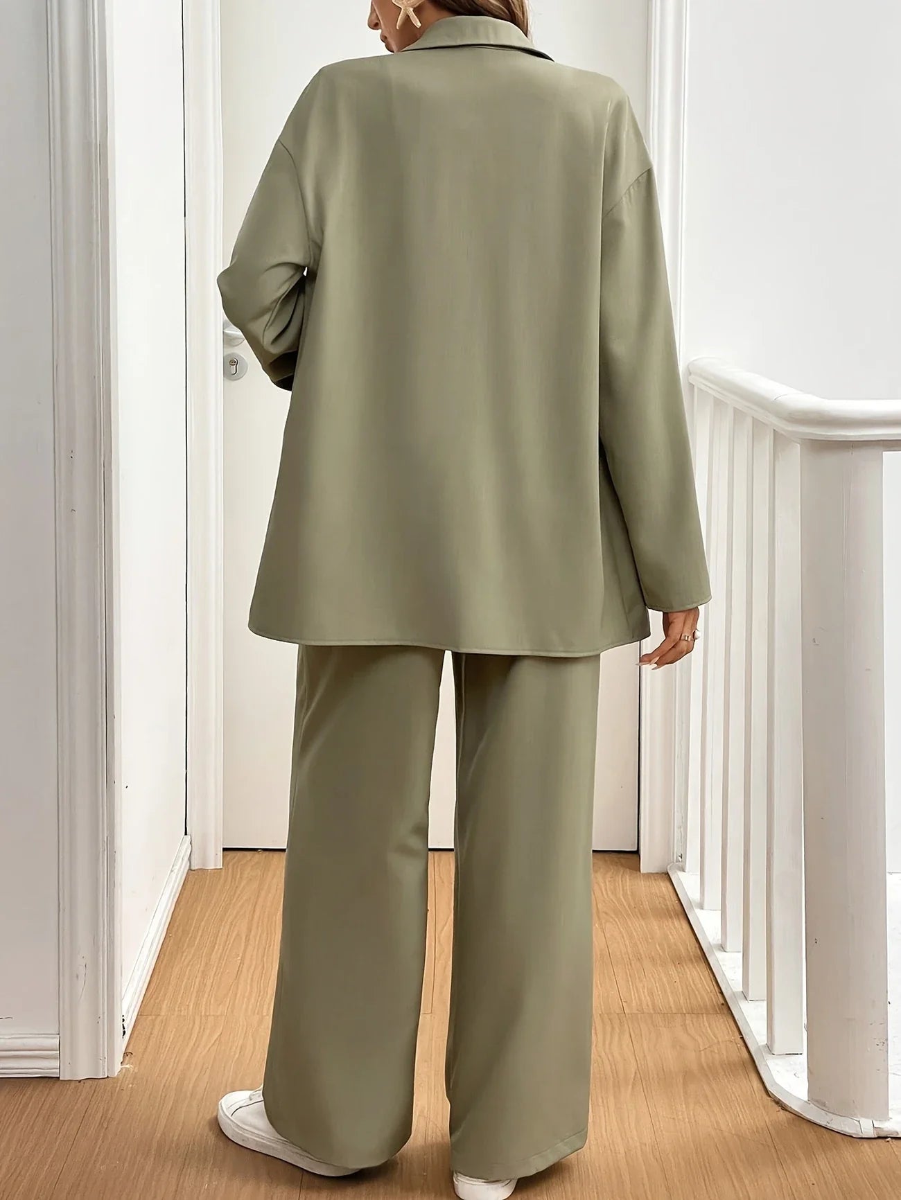 Set Office 2 Piese Casual cu Cămasă si Pantaloni Largi – Stil Lejer si Elegant pentru Tinute de zi cu zi